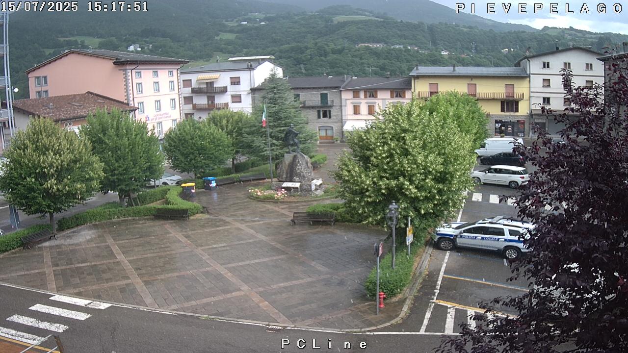 immagine della webcam nei dintorni di Borgo a Mozzano: webcam Pievepelago