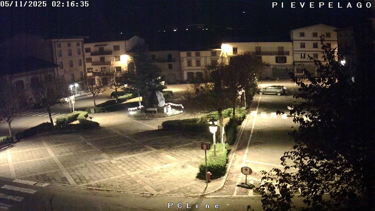 immagine della webcam nei dintorni di Castiglione di Garfagnana: webcam Pievepelago
