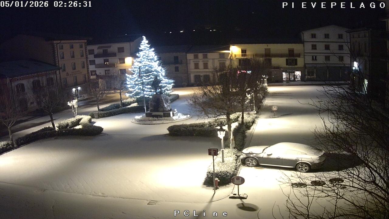 immagine della webcam nei dintorni di Passo del Lupo: webcam Pievepelago