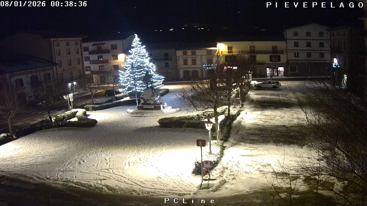 immagine della webcam nei dintorni di Passo del Lupo: webcam Pievepelago