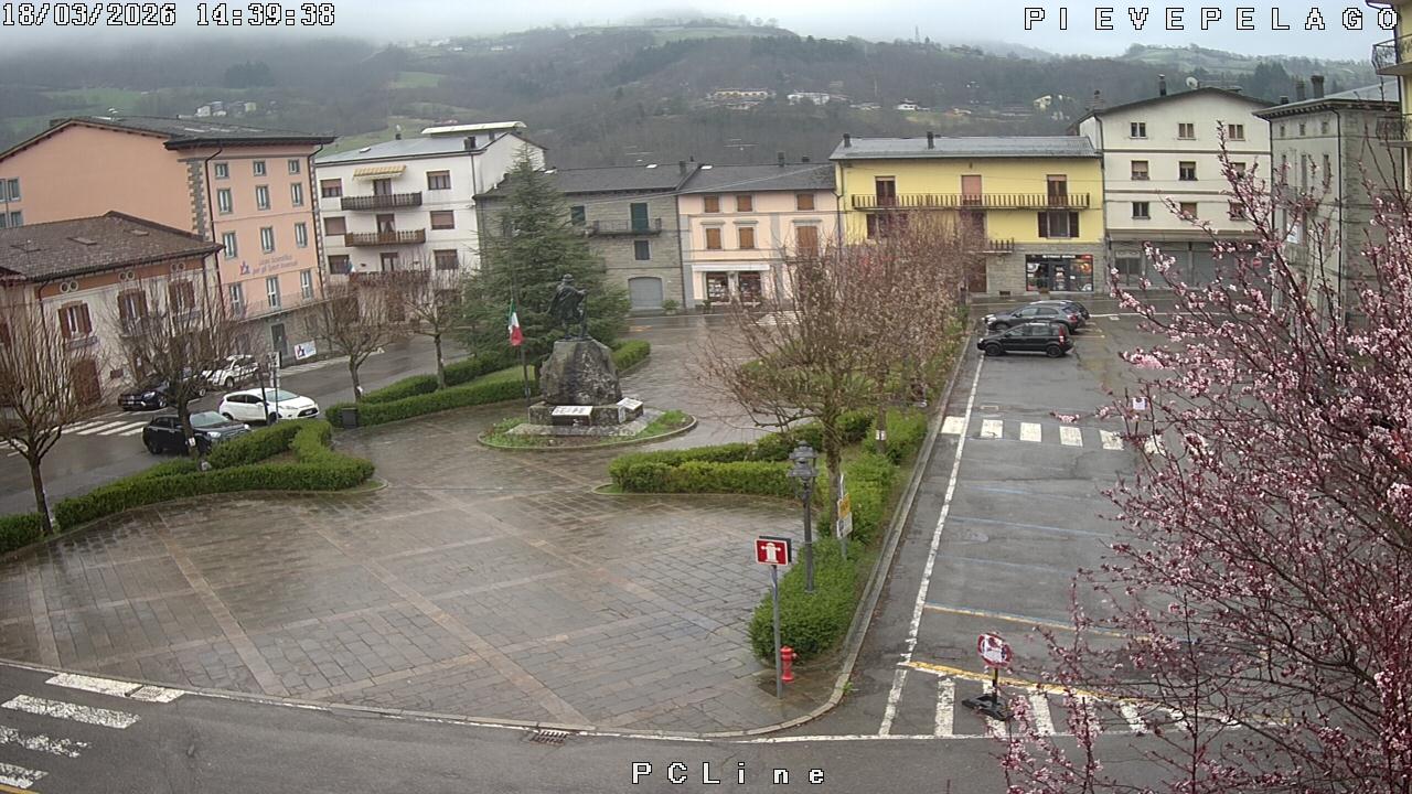 immagine della webcam nei dintorni di Monte Gomito: webcam Pievepelago