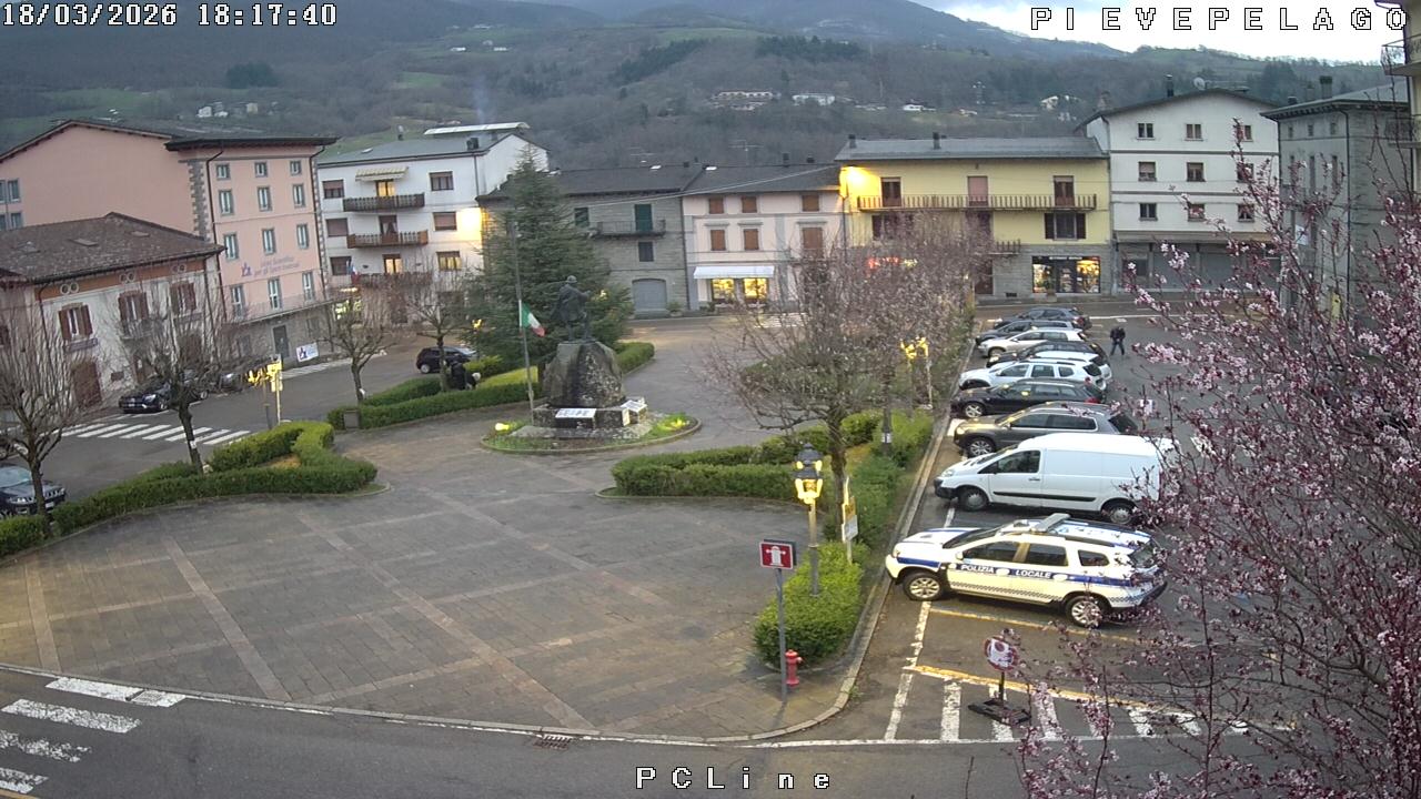 immagine della webcam nei dintorni di Monte Gomito: webcam Pievepelago