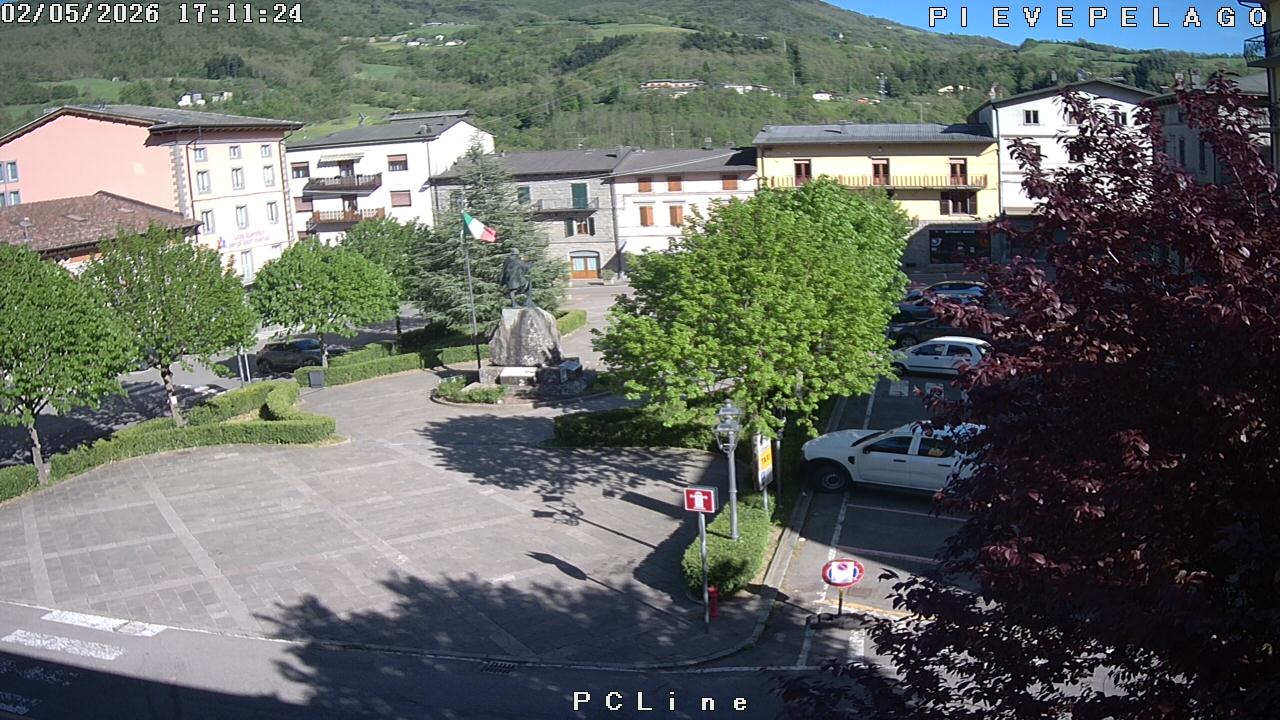immagine della webcam nei dintorni di Passo del Lupo: webcam Pievepelago